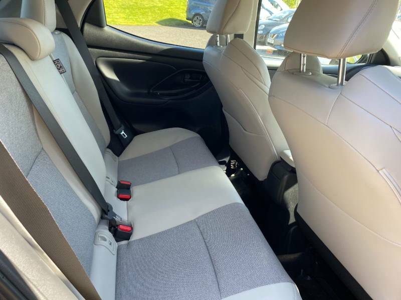 Toyota Yaris Excel 1.5 Hybrid Cvt - 2023 73 ST73DMF Grey #6