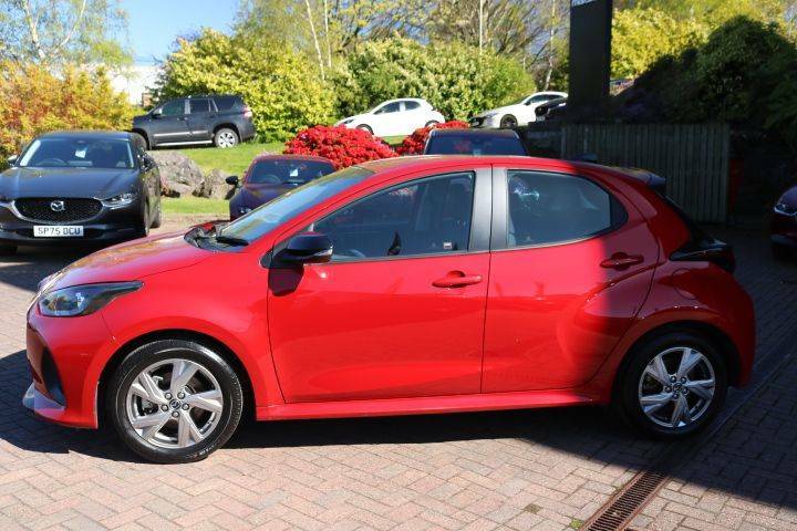 Mazda 2 Exclusive-line 1.5I Cvt - 2025 75 SP75DHO Red #4