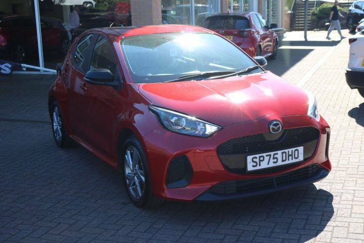 Mazda 2 Exclusive-line 1.5I Cvt - 2025 75 Red