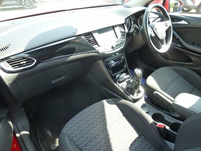 Vauxhall Astra 1.4I Turbo Sri Hatchback NA18WLE Red #3