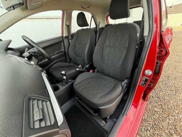 Kia Picanto 1.25 3 Hatchback Red #3