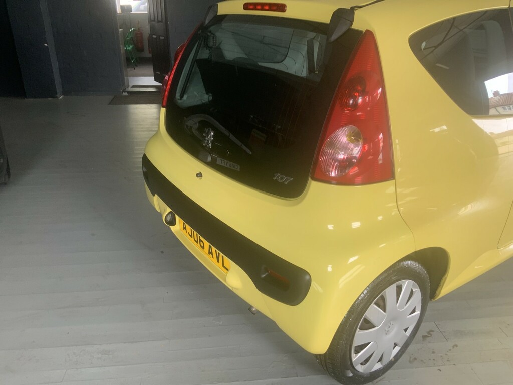 Peugeot 107 1.0 12V Urban 2006 Yellow #6