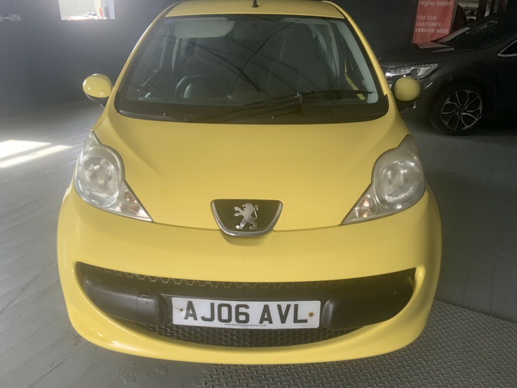 Peugeot 107 1.0 12V Urban 2006 Yellow