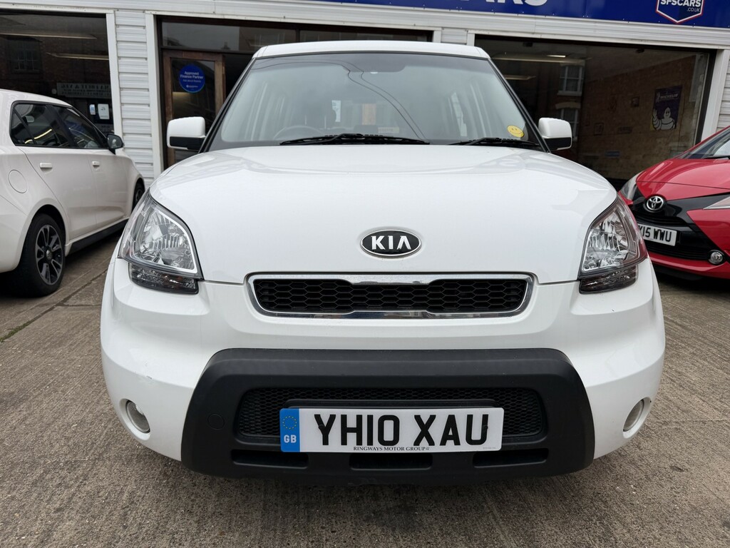 Kia Soul 1.6 Crdi 2 White #4