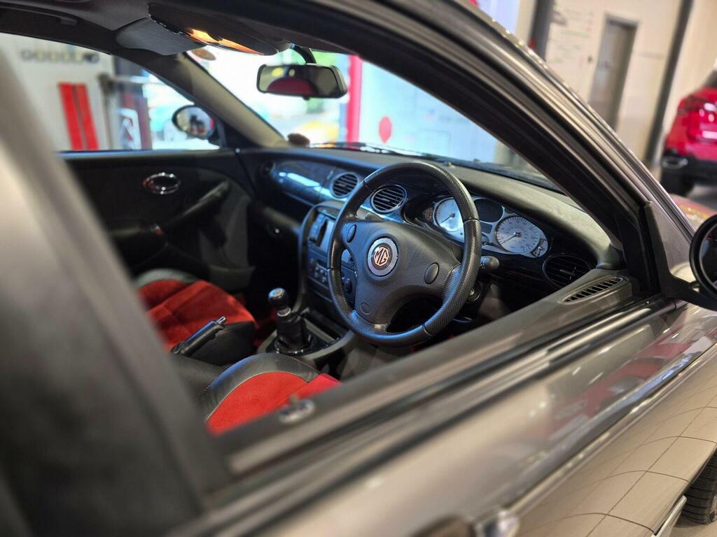 MG ZT Saloon Blue #54