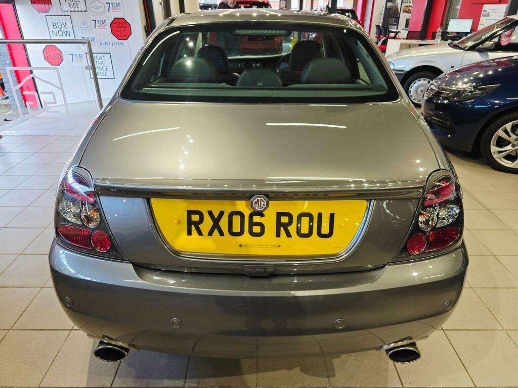 MG ZT Saloon Blue #40