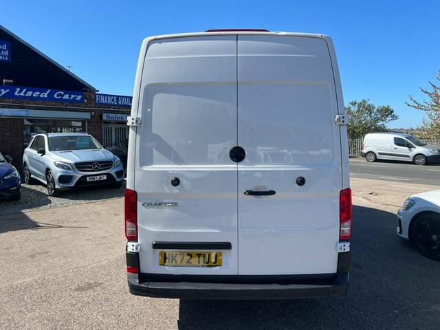 Volkswagen Crafter Tdi Cr35 Trendline Fwd HK72TUJ White #6