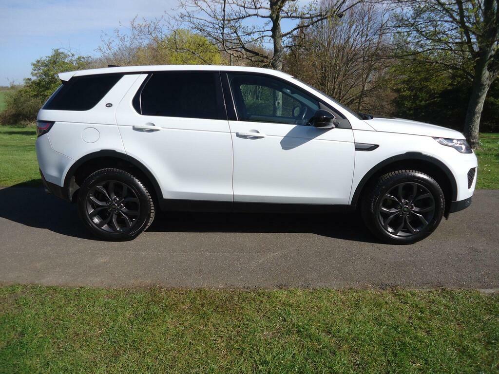 Land Rover Discovery Sport 2.0 Td4 Landmark 4Wd Euro 6 S S OE19KNG White #4