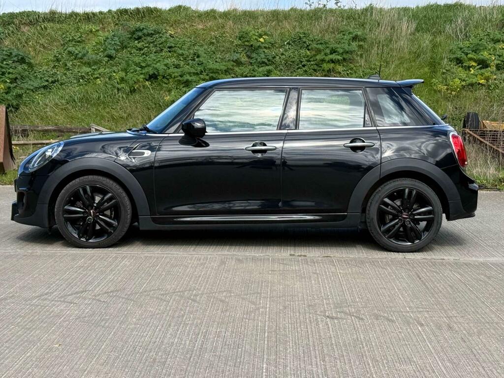 Mini Hatch 1.5 Cooper Sport Steptronic Euro 6 Ss EP19RRO Black #6