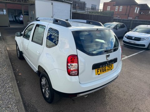 Dacia Duster 1.5 Dci Laureate FV66ZSY #6