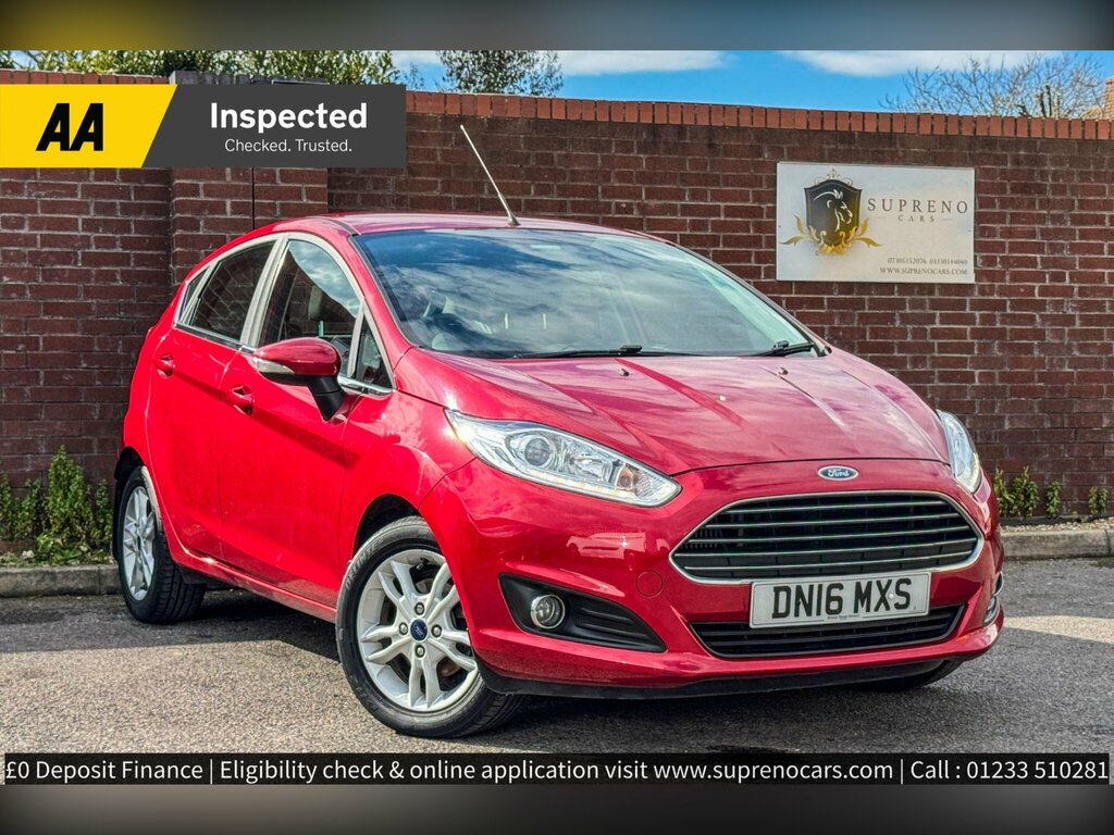 Ford Fiesta 1.0T Ecoboost Zetec Euro 6 Ss Red