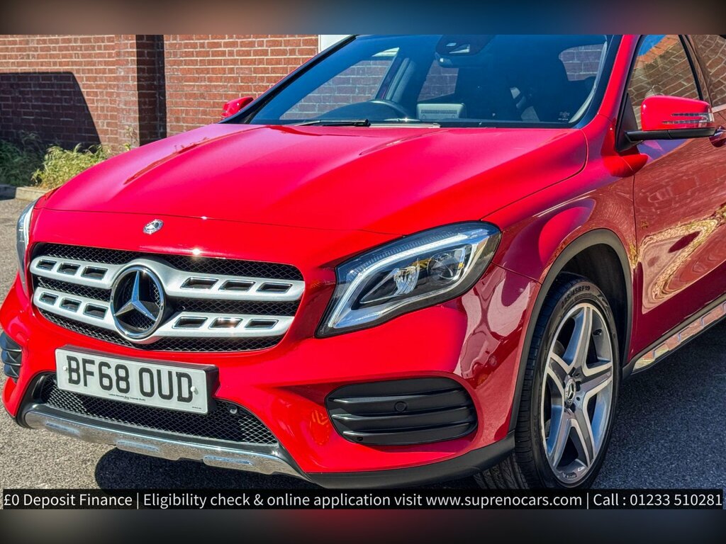 Mercedes-Benz GLA Class 1.6 Gla200 Amg Line Premium Plus Suv BF68OUD Red #4