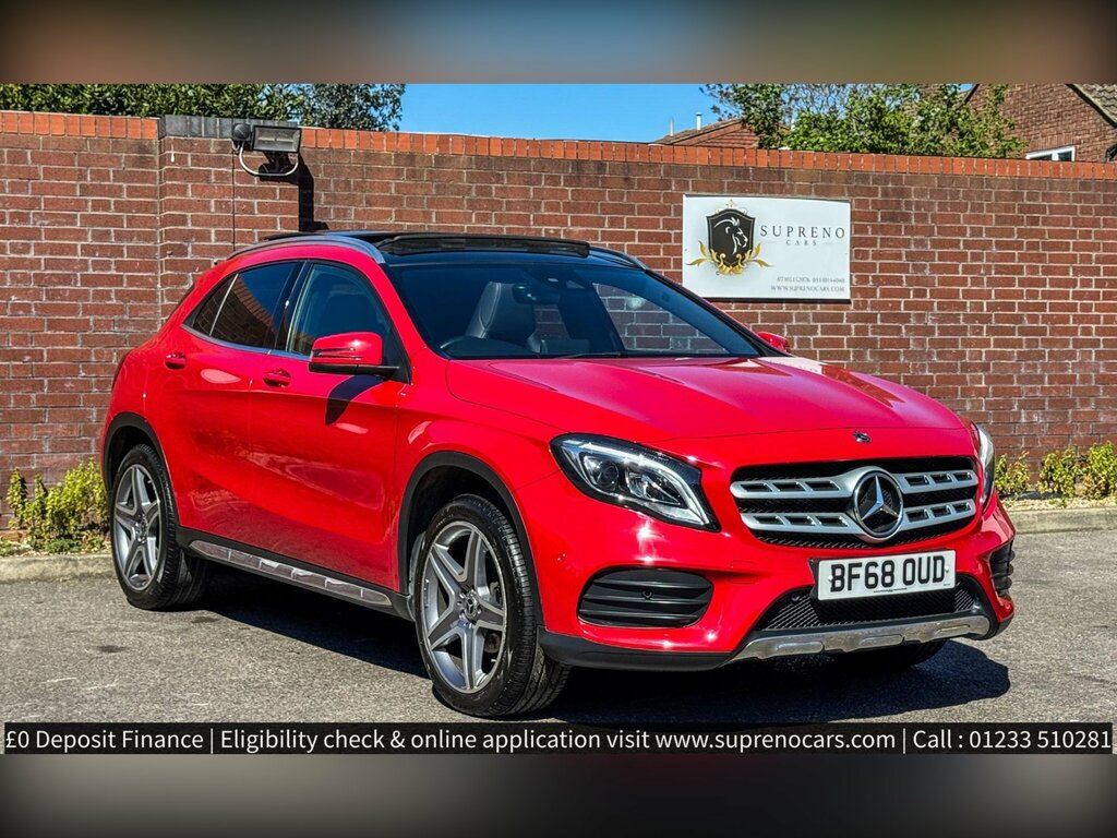 Mercedes-Benz GLA Class 1.6 Gla200 Amg Line Premium Plus Suv BF68OUD Red #2