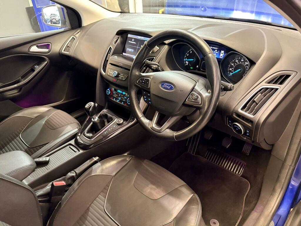 Ford Focus Hatchback 1.0T Ecoboost Titanium X Euro 6 Ss Blue #4