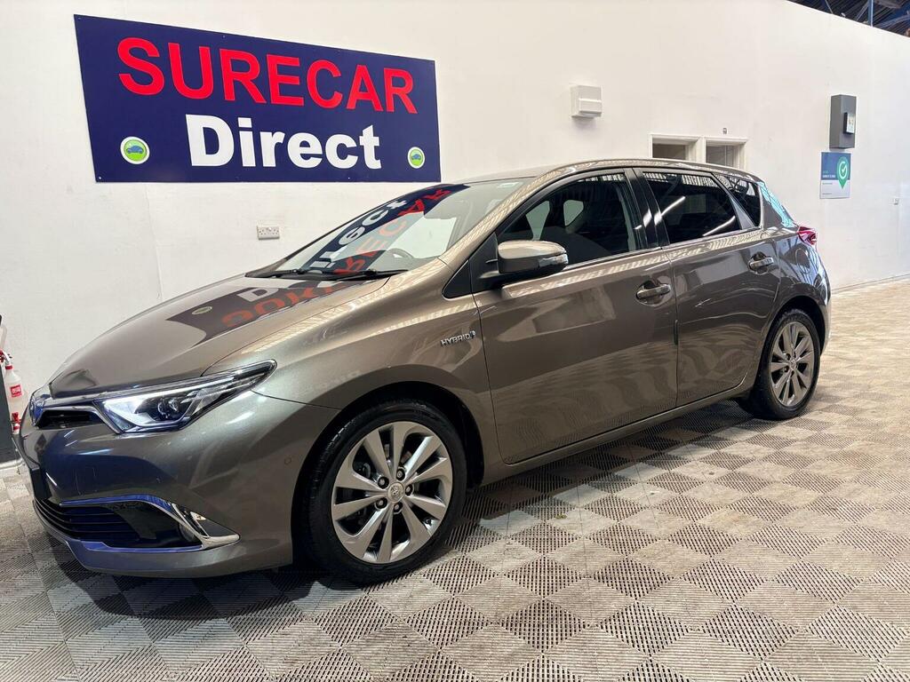 Toyota Auris Hatchback 1.8 Vvt-h Excel Cvt Euro 6 Ss 20 Brown