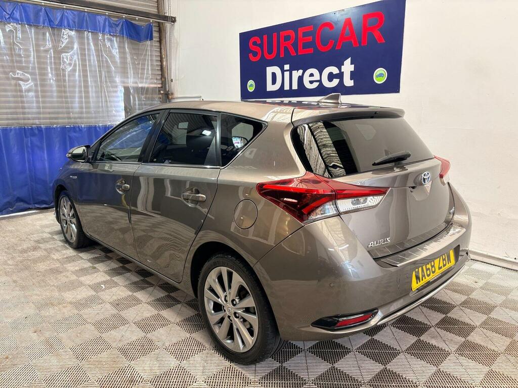 Toyota Auris Hatchback 1.8 Vvt-h Excel Cvt Euro 6 Ss 20 Brown #2