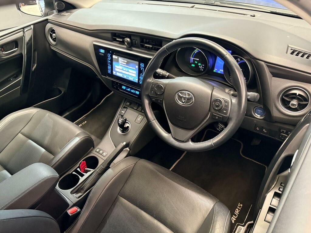 Toyota Auris Hatchback 1.8 Vvt-h Excel Cvt Euro 6 Ss 20 Brown #4