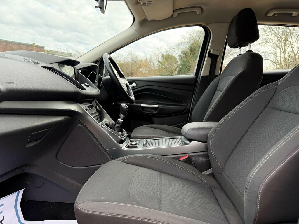 Ford Kuga 1.5L Zetec SJ17NXF Silver #6