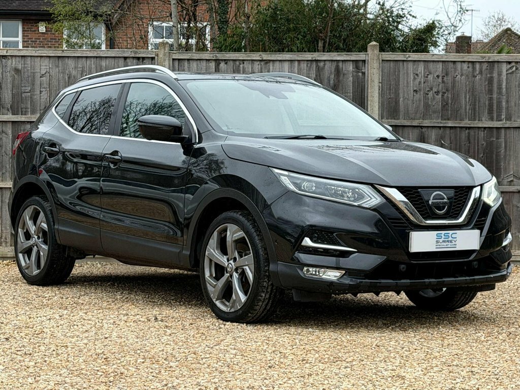 Nissan Qashqai 1.2L Tekna Black