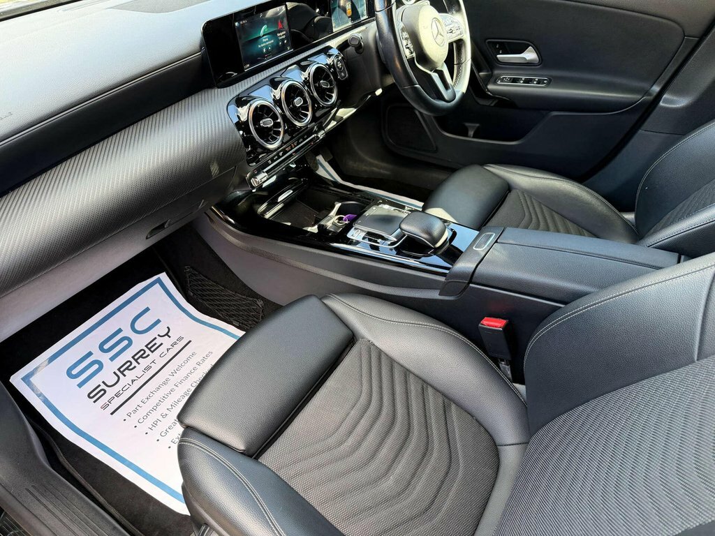 Mercedes-Benz A Class 1.5L Se OV69VKM Black #6