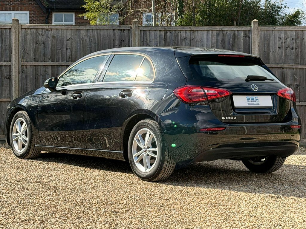Mercedes-Benz A Class 1.5L Se OV69VKM Black #3