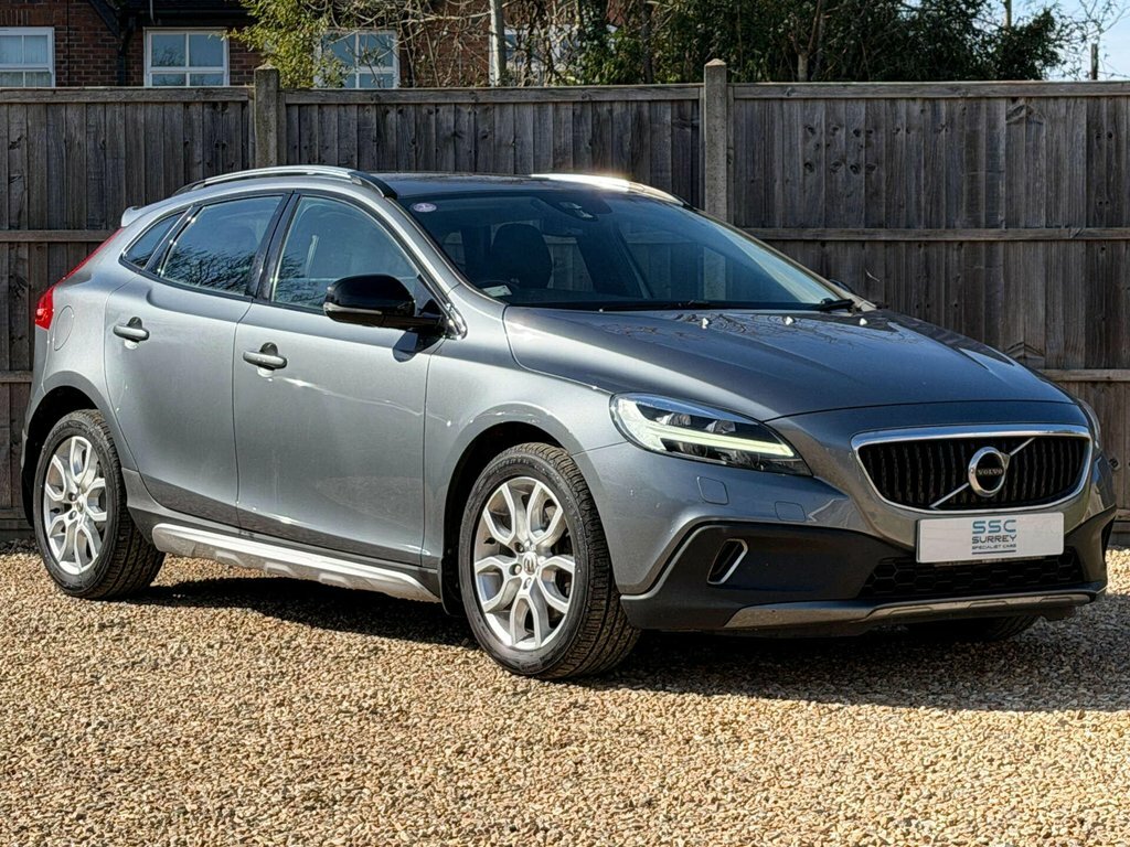 Volvo V40 Cross Country 1.5L Pro Grey