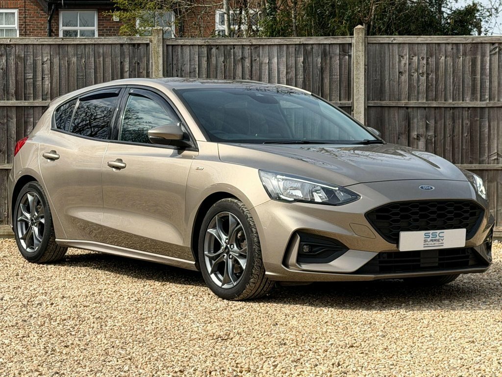 Ford Focus 1L St-line Silver