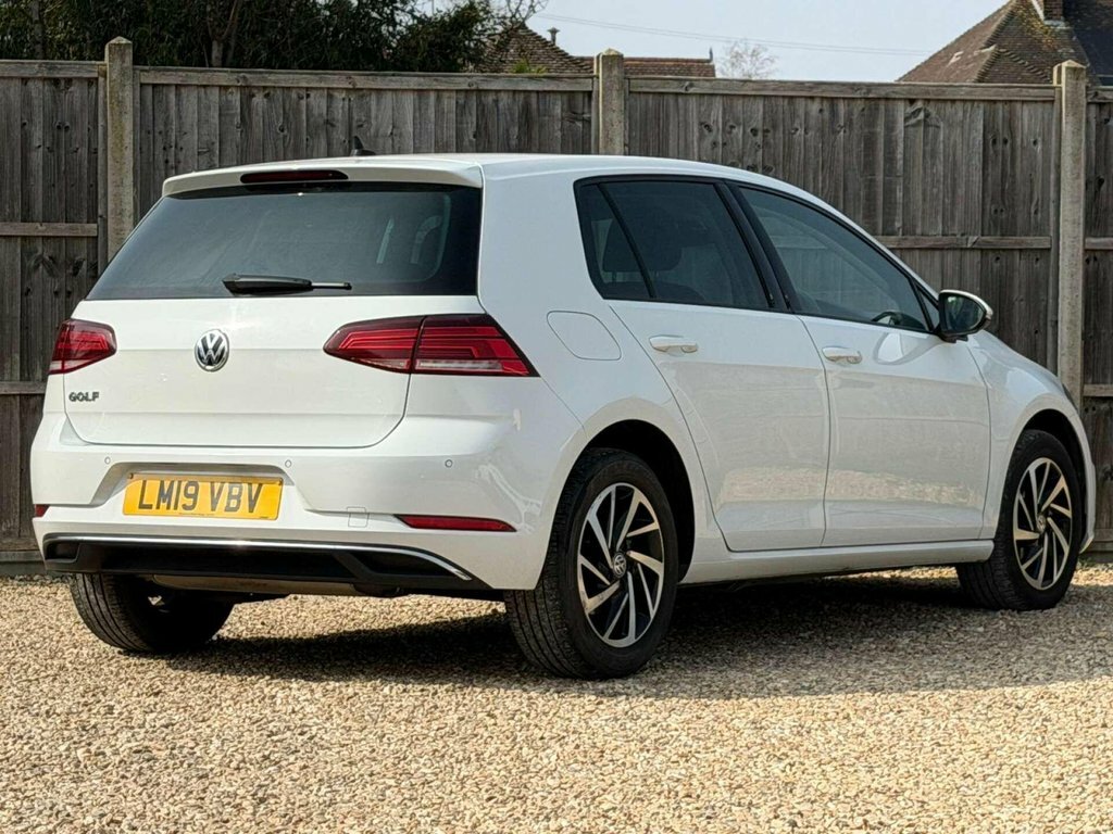 Volkswagen Golf 1L Match LM19VBV White #4