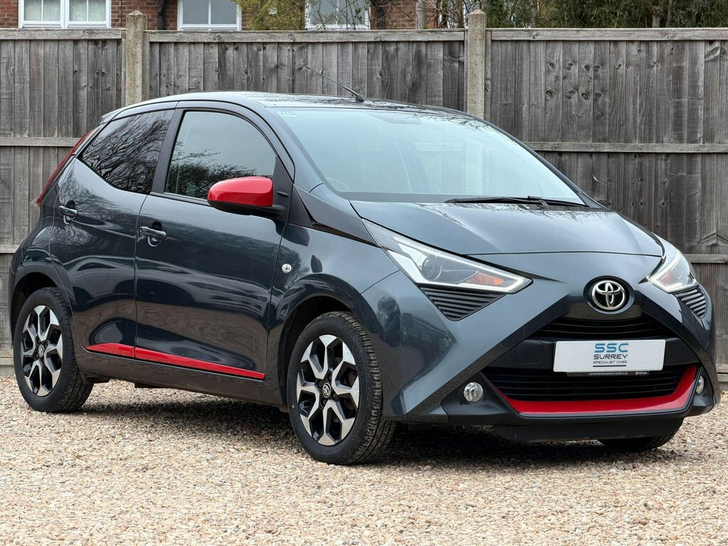 Toyota Aygo X 1L X-trend Grey