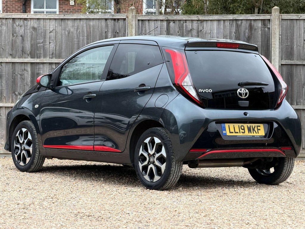 Toyota Aygo X 1L X-trend LL19WKF Grey #3