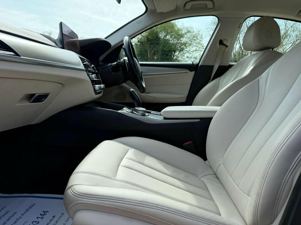 BMW 5 Series 2L Se HV68GPY Blue #6