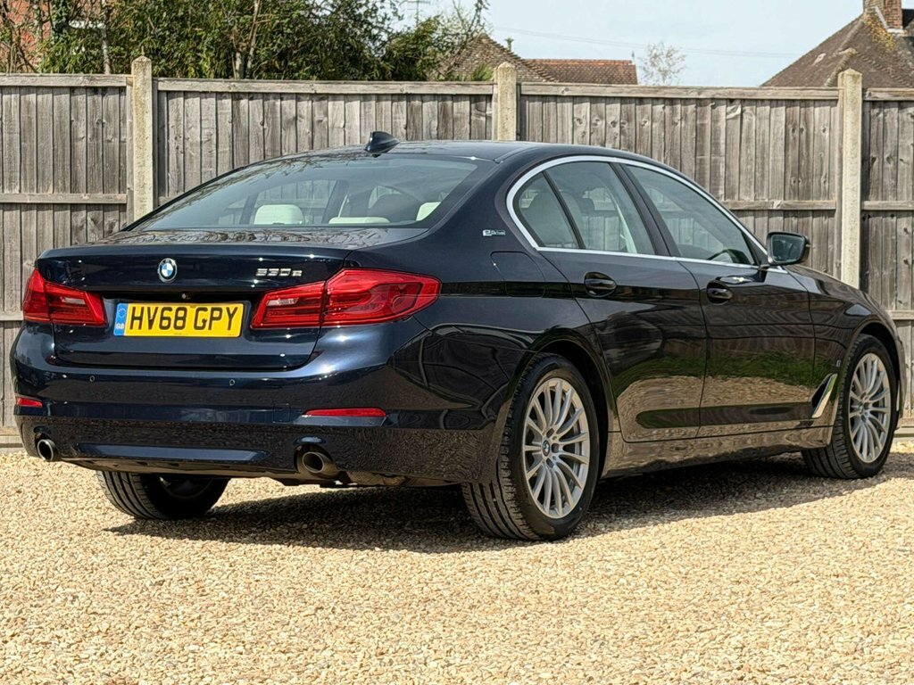 BMW 5 Series 2L Se HV68GPY Blue #3