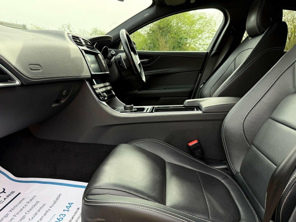 Jaguar XE 2L R-sport DE18FBZ Silver #6
