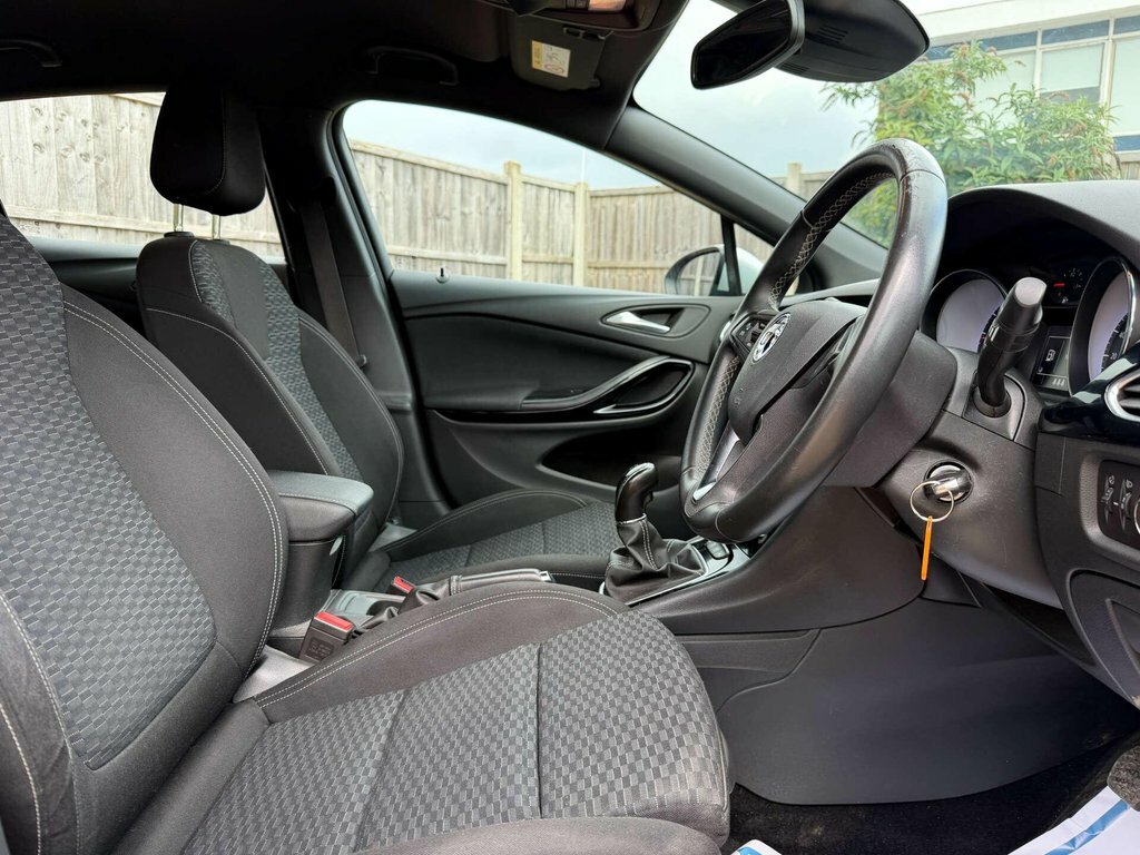 Vauxhall Astra 1.4L Sri Vx Line Nav DY69EOL Silver #5
