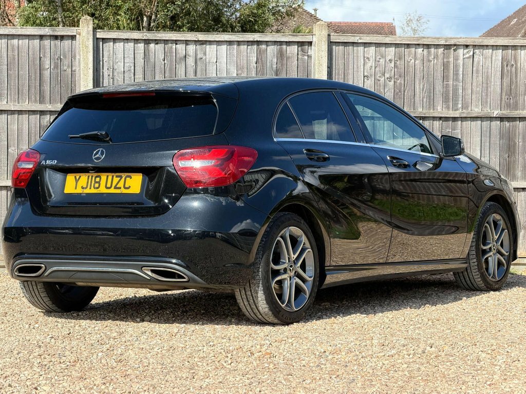 Mercedes-Benz A Class 1.6L Sport Edition YJ18UZC Black #3