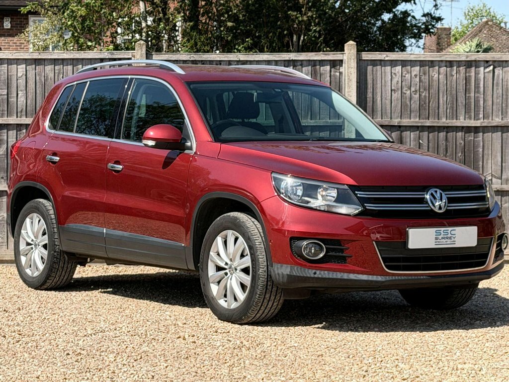 Volkswagen Tiguan 2L Match Red
