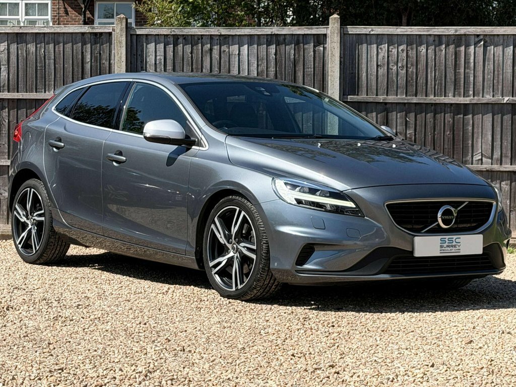 Volvo V40 2L R-design Pro Grey