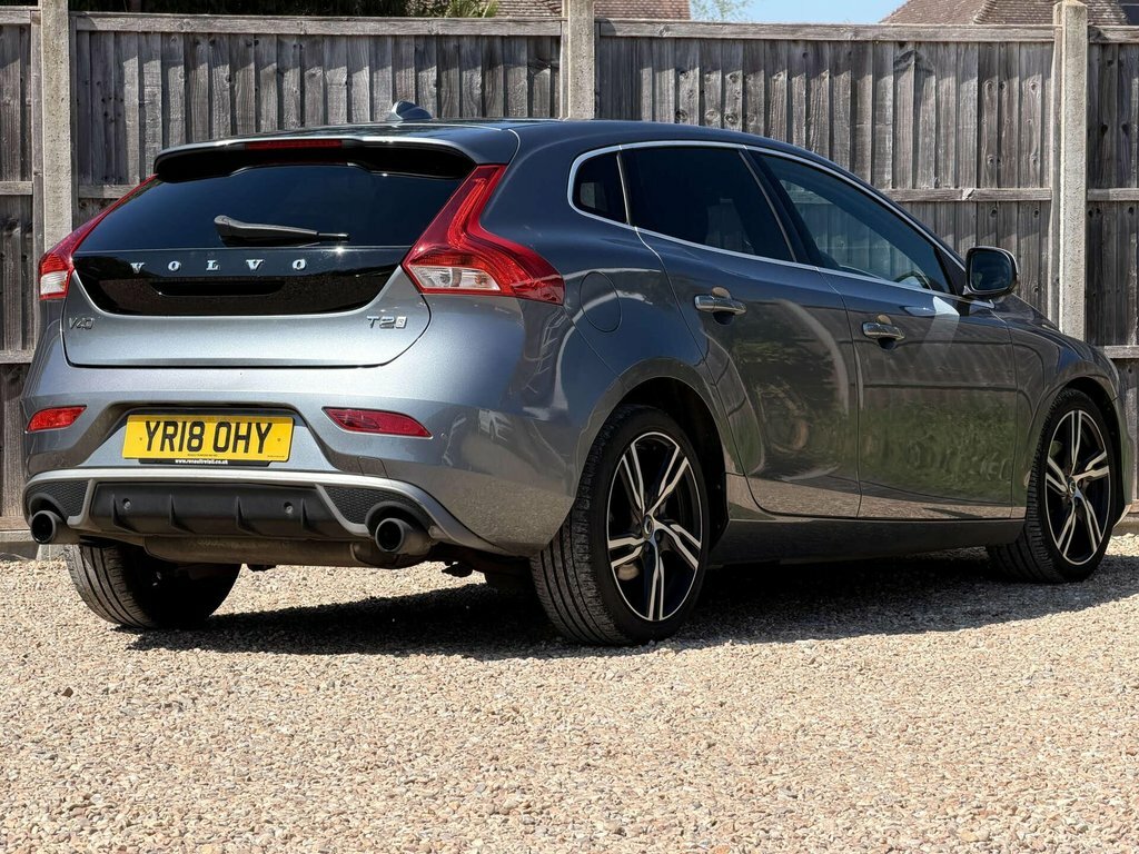 Volvo V40 2L R-design Pro YR18OHY Grey #3