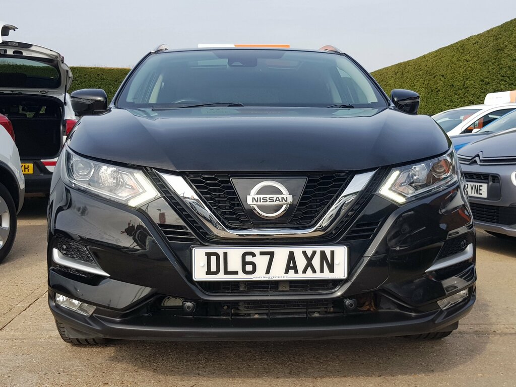 Nissan Qashqai 1.2 Dig-t N-connecta - Sat-nav Pan Roo DL67AXN Black #6