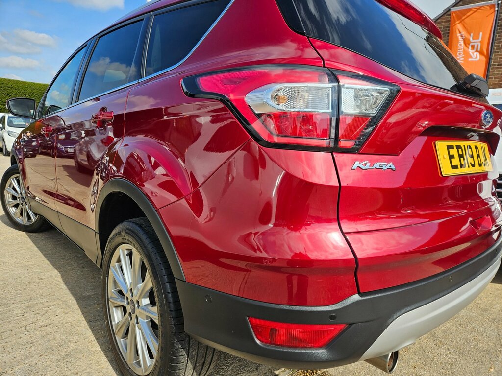 Ford Kuga 1.5T Titanium Edition - Low Mileage Sat Nav EB19BJK Red #6