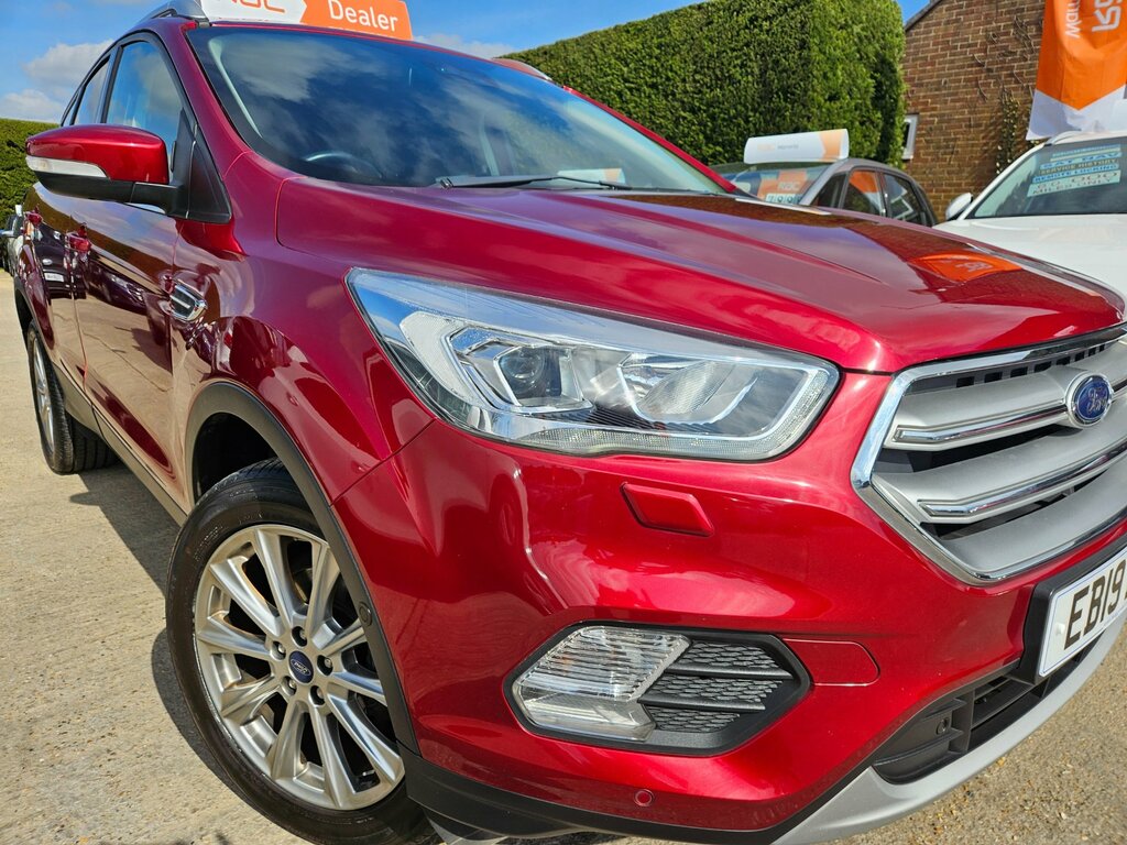 Ford Kuga 1.5T Titanium Edition - Low Mileage Sat Nav EB19BJK Red #2