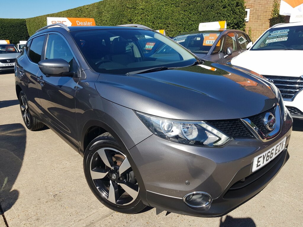 Nissan Qashqai 1.2 N-connecta - Pan-roof Sat-nav Grey #4