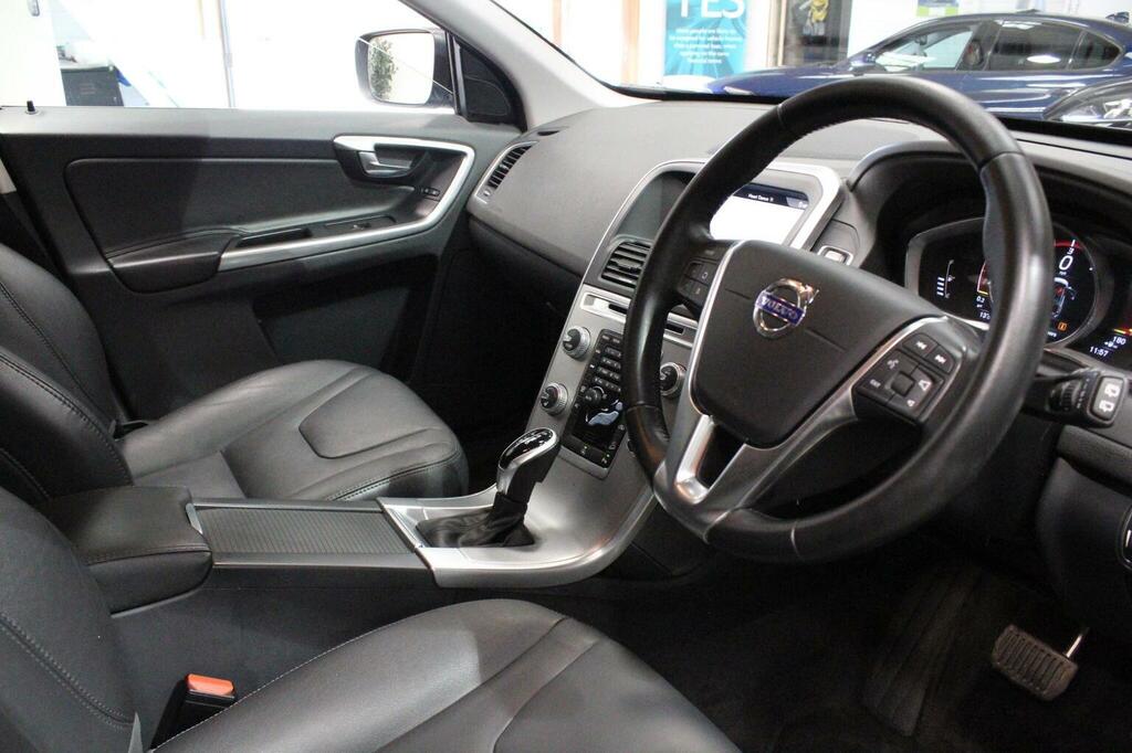 Volvo XC60 Suv 2.4 D5 Se Lux Nav Awd Euro 6 Ss 2 GJ65GVL Black #4