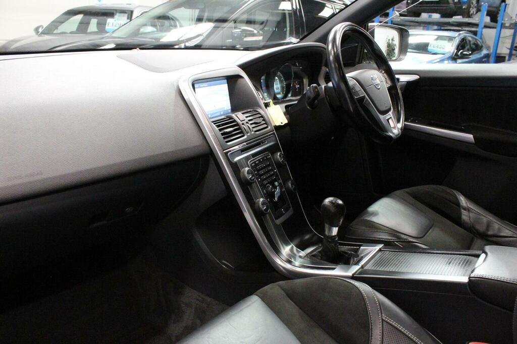 Volvo XC60 Suv 2.0 D4 R-design Nav Euro 5 Ss 201363 Black #3