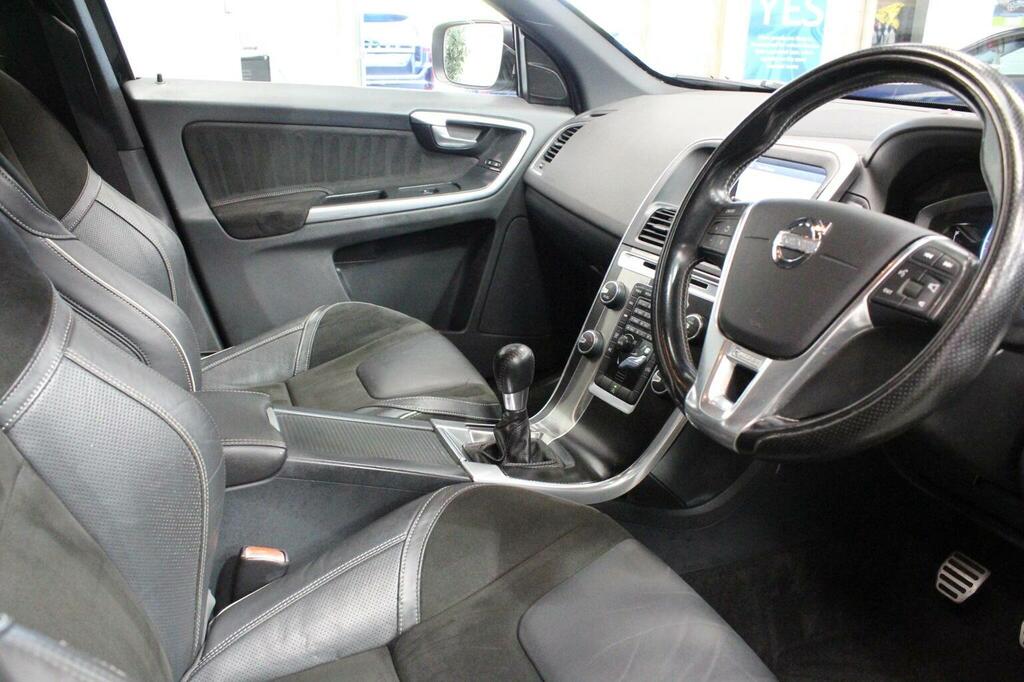 Volvo XC60 Suv 2.0 D4 R-design Nav Euro 5 Ss 201363 Black #4