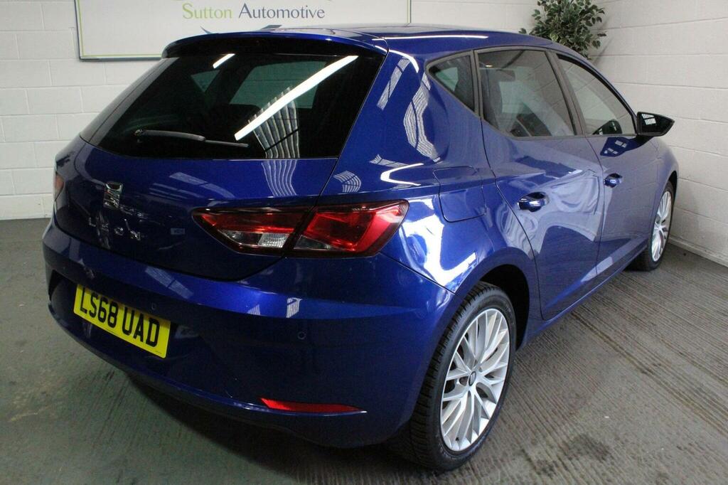 Seat Leon Hatchback 1.6 Tdi Se Dynamic Euro 6 Ss 201 LS68UAD Blue #2