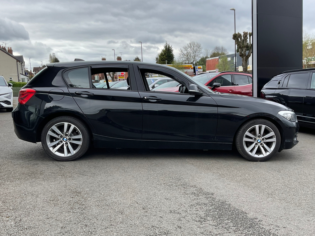 BMW 1 Series 1.5 118I Sport Hatchback MM68NHH #4