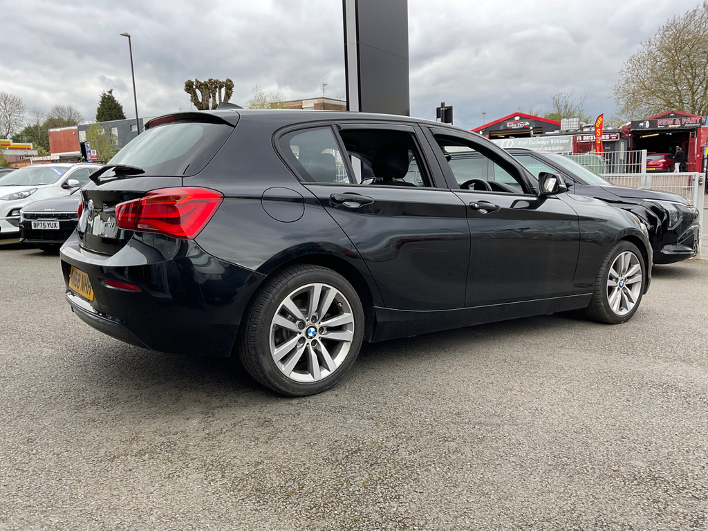 BMW 1 Series 1.5 118I Sport Hatchback MM68NHH #6
