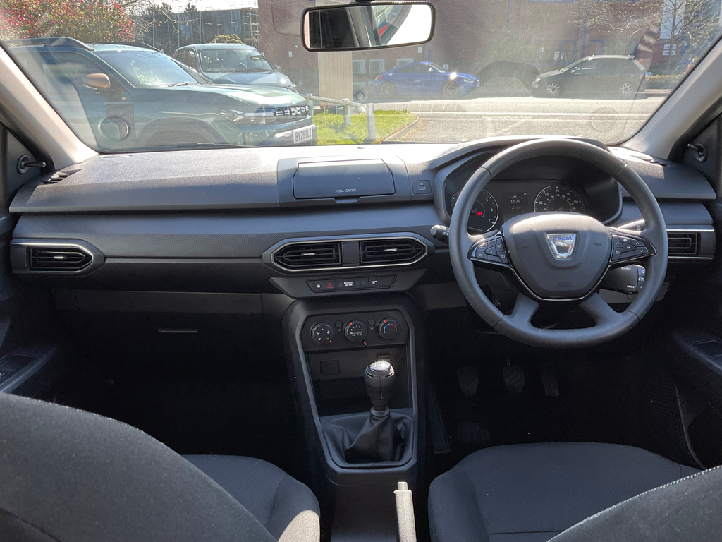 Dacia Sandero 1.0 Sce Essential Hatchback BV72TYS  #2