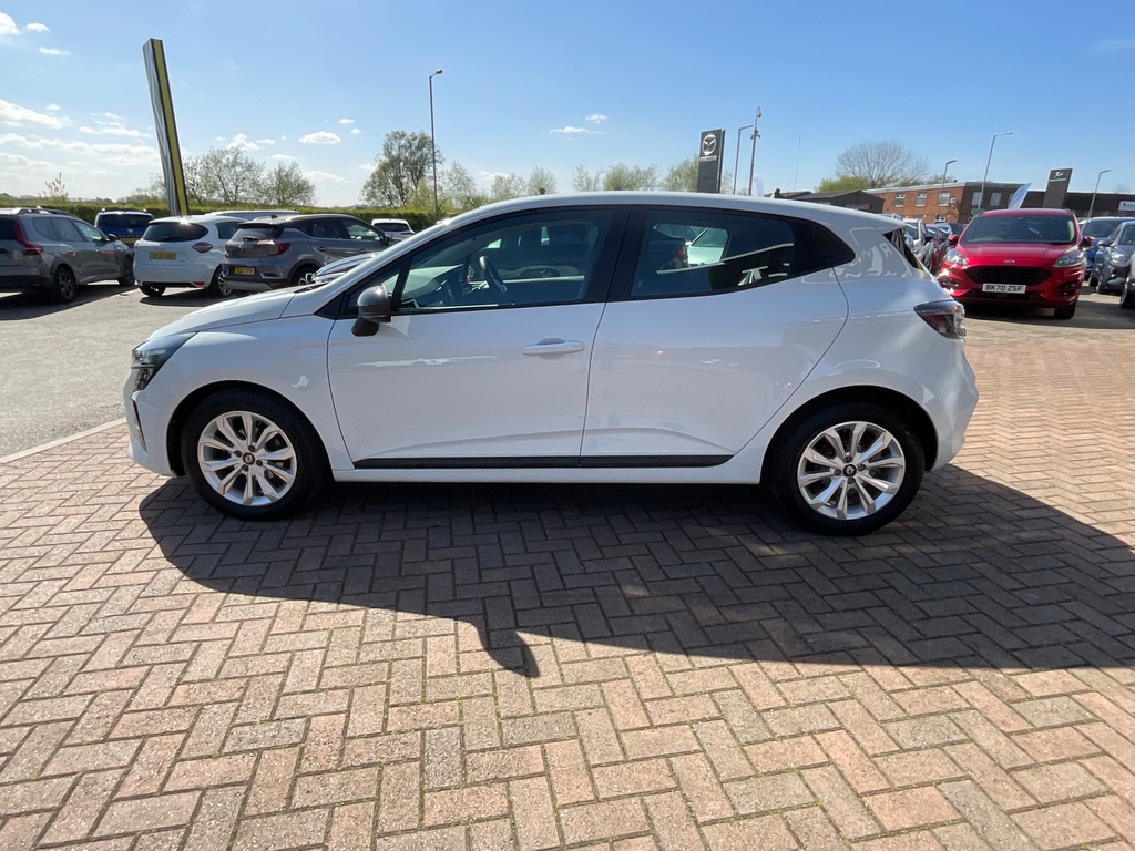Renault Clio 1.0 Tce Evolution Hatchback DS24HNX #3